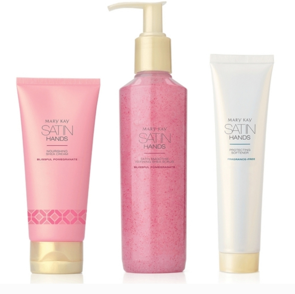 Mary Kay Blissful Pomegranate Satin Hands Pampering Set.